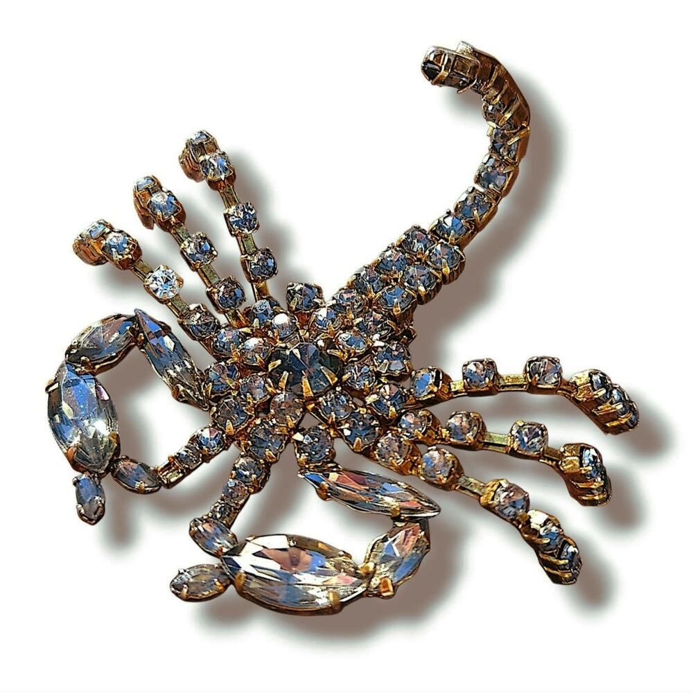 VTG Scorpion Rhinestone Brooch Gold Tone Crystal Insect Statement Pin Jacket Bag